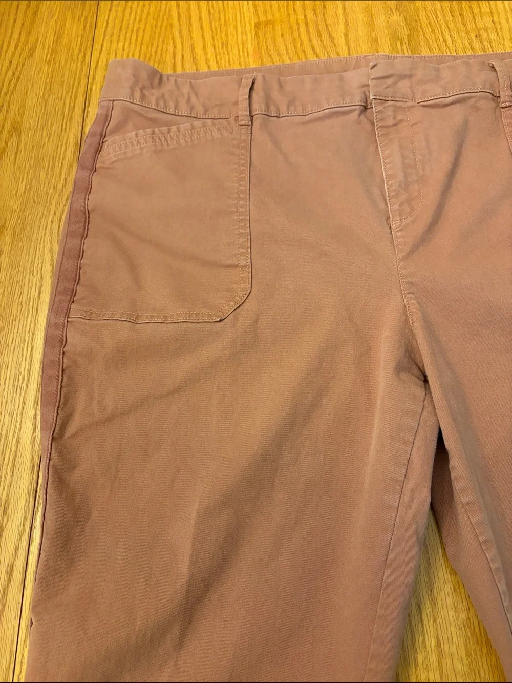 Old Navy Women's Cropped Straight Pants - Mauve Pink/Rust